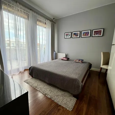 公寓 Apartament Chanellka Garnizon